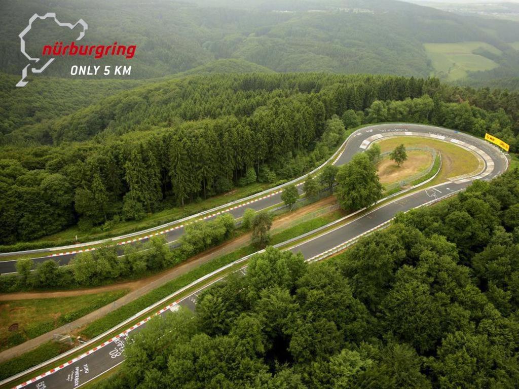 הוילה Bongard Waldhaus Nearby Nuerburgring מראה חיצוני תמונה